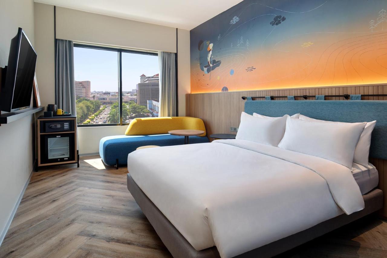 Ibis Styles Semarang Simpang Lima Hotel Exterior photo